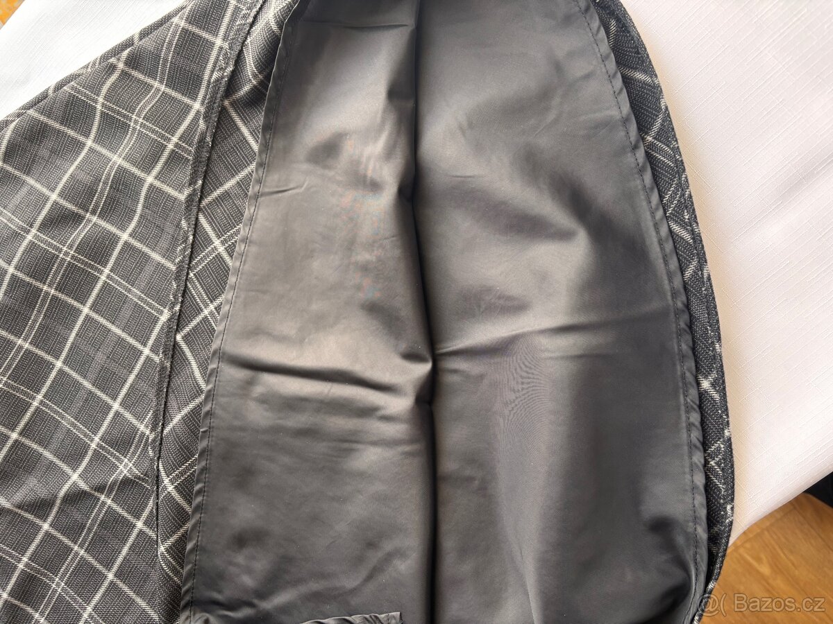 Sukně károvaná černá s podšívkou - 8