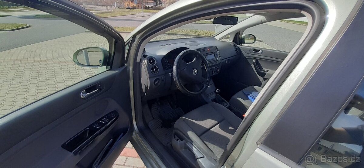 Volkswagen Golf Plus 1.6i - 8