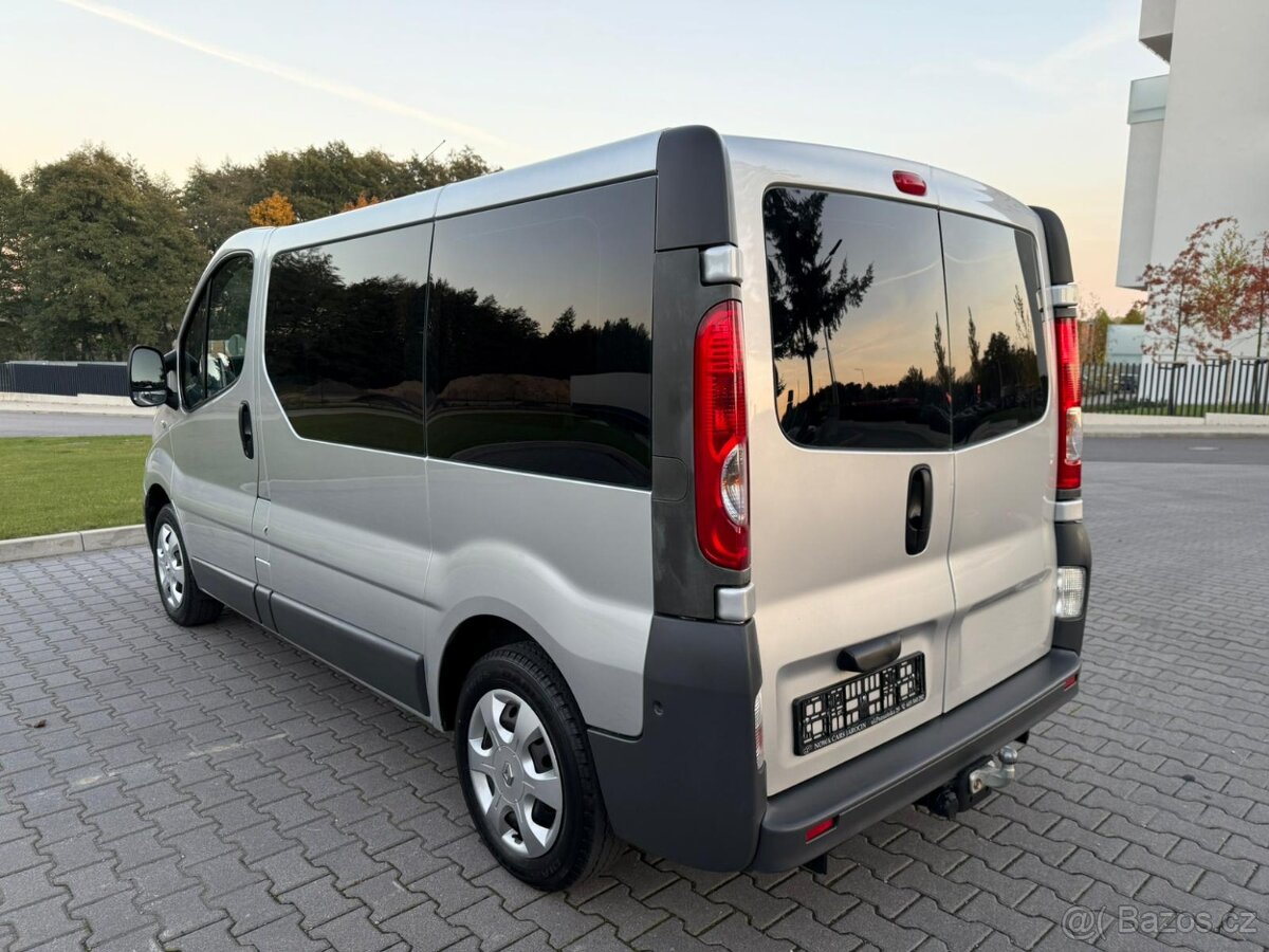 RENAULT TRAFIC 2.0DCI BEZ DPF BUS 9 MÍST MOD.2011 - 8