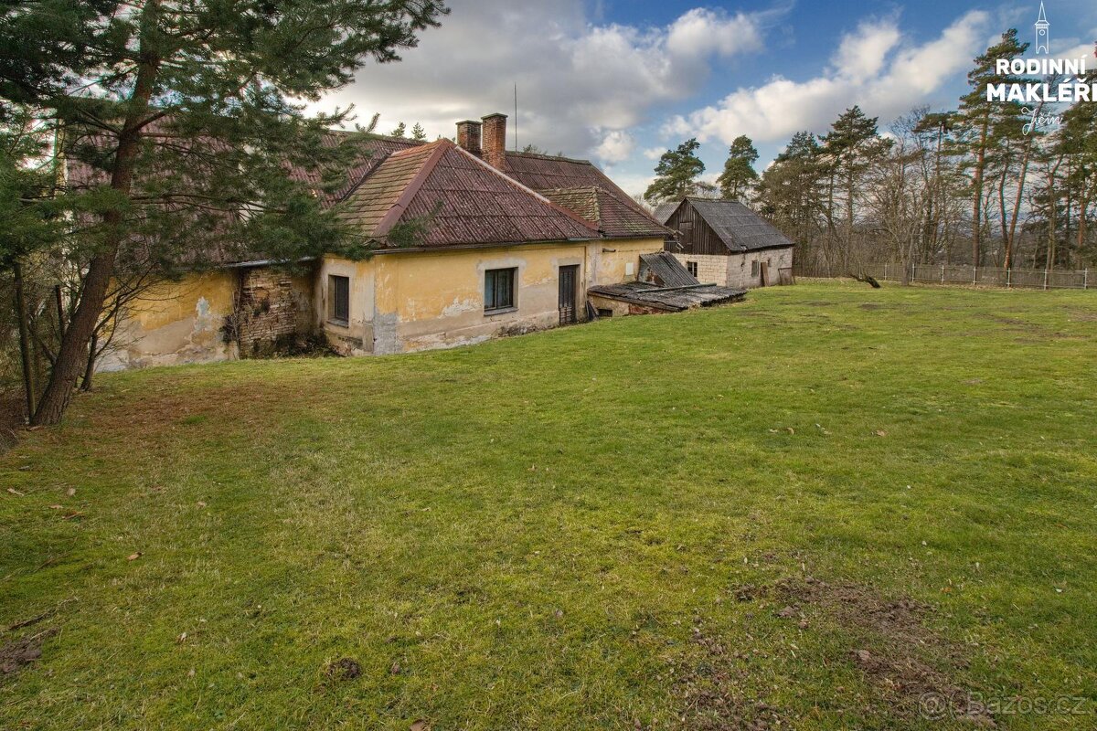 Rodinný dům se stodolou a pozemkem 3600 m2, Prachov, okr. Ji - 8