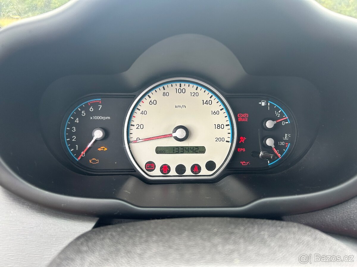 Hyundai i10 r.v.2010 - 8