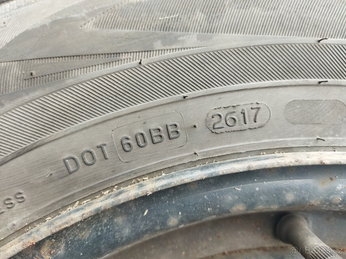 Zimní sada 215/65 r16 5x114,3 - 8