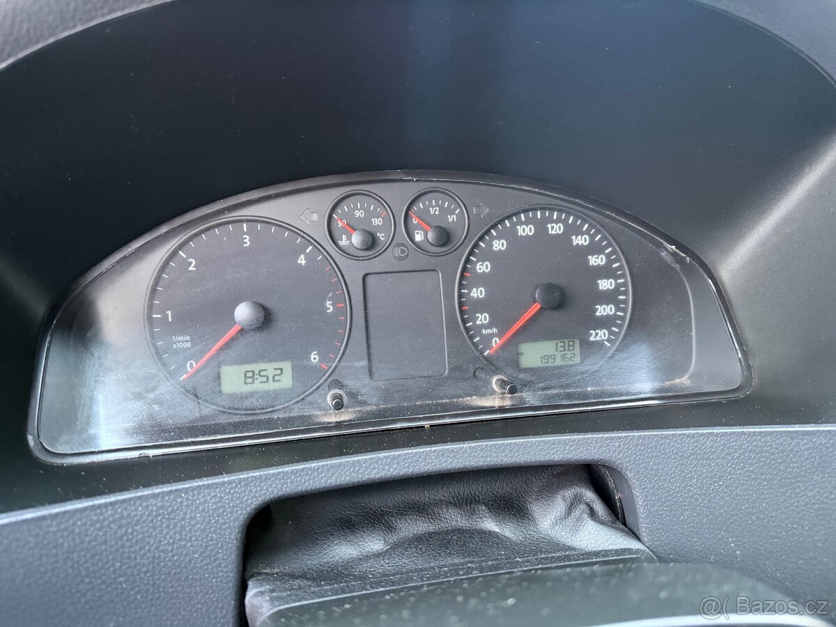 Vw T5 1.9TDI Pd doublecabina hydraulická sklopka - 8