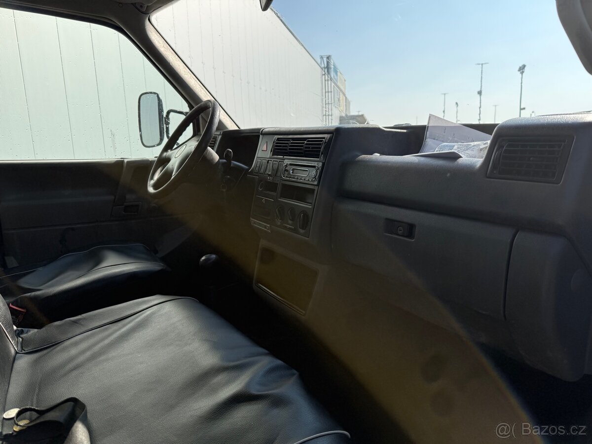 VW Transporter T4 2.5 TDI - 8