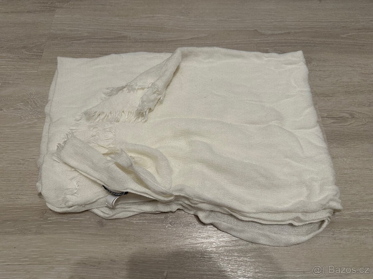 Šály velké, různé (Reservered, Kasha a jiné), od 50 Kč - 8