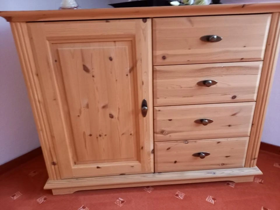 Masivní ložnice (406) - 8