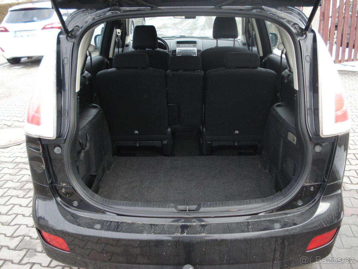 Mazda 5 2.0 D,5 MÍST - 8