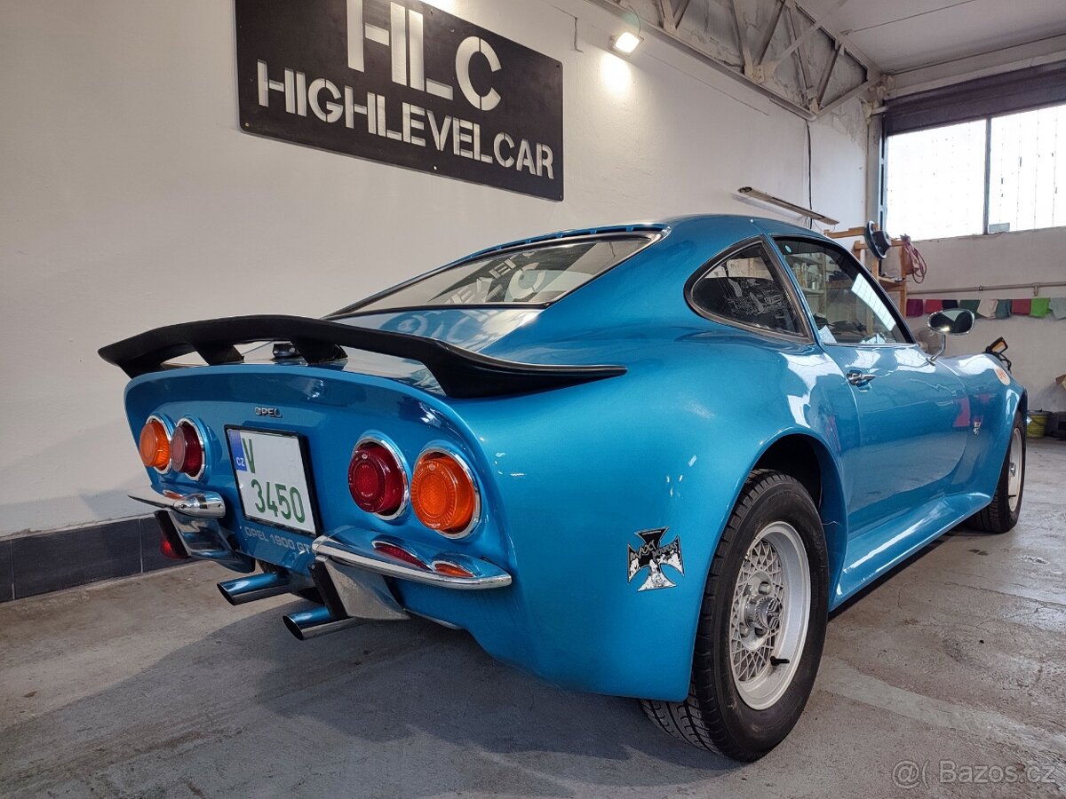 Opel GT 1900 veterán - 8
