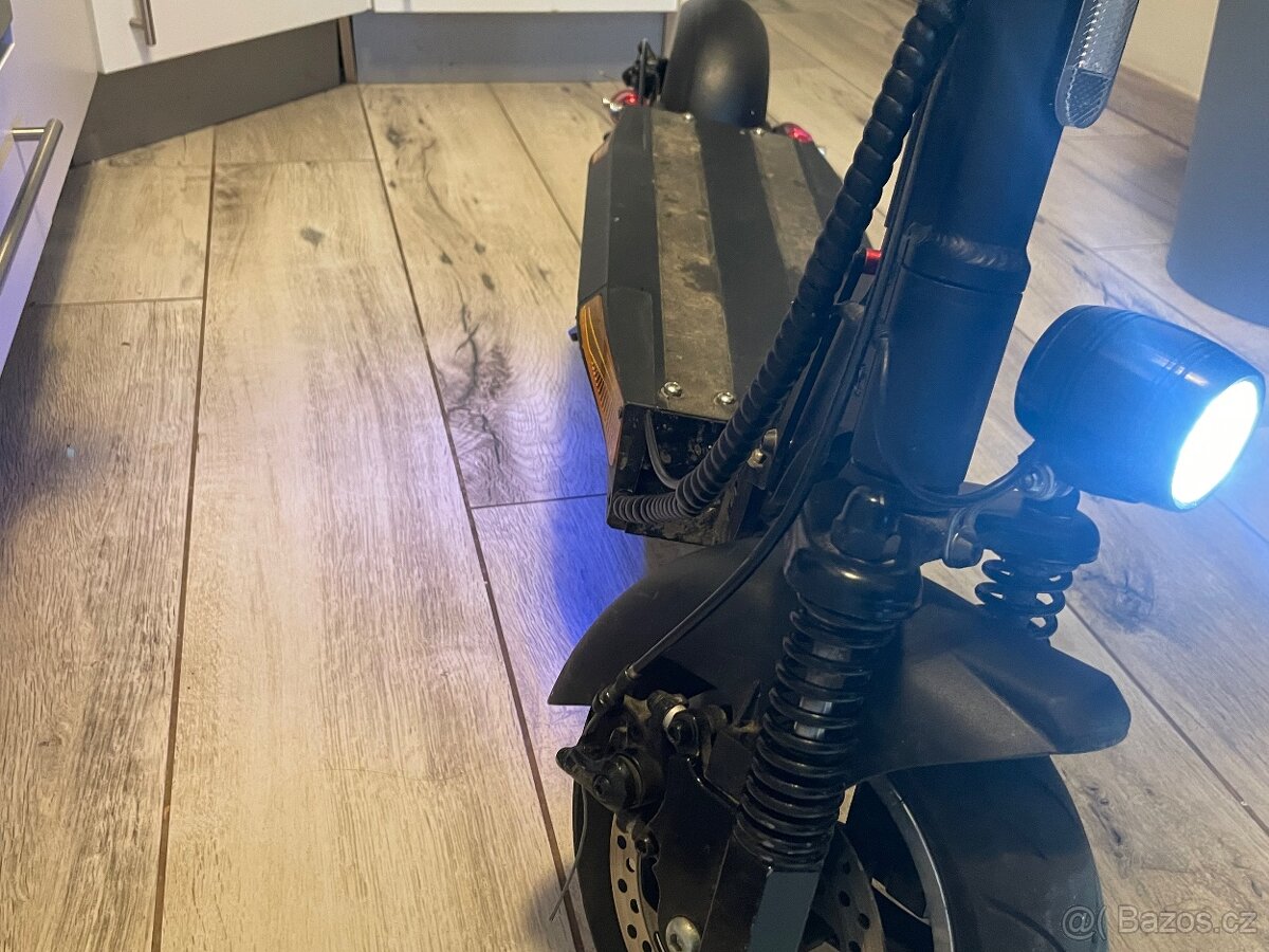 Elektrická kolobezka city boss - 8