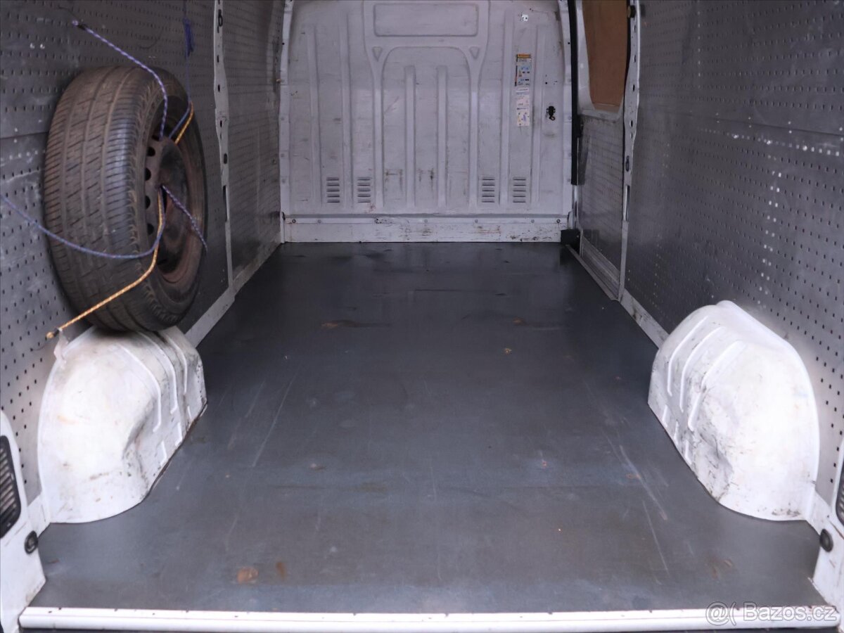 Renault Master 2,3 dCi 92kW L3H3 Klima CZ DPH (2011) - 8