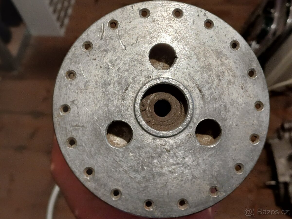 Stadion S1,S11,S22,HLINÍKOVÉ Kolo,moped - 8