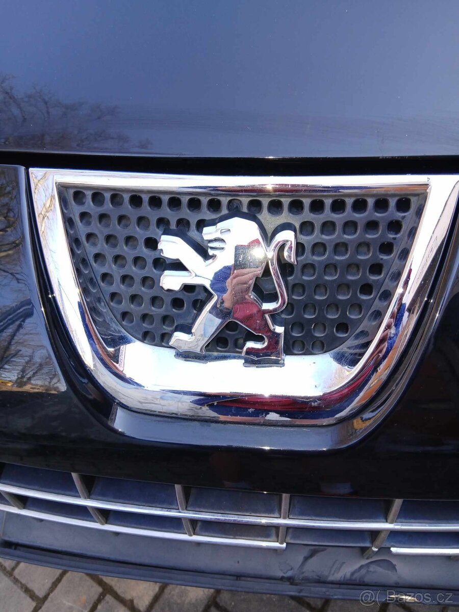 3008 rv 2010 Peugeot - 8