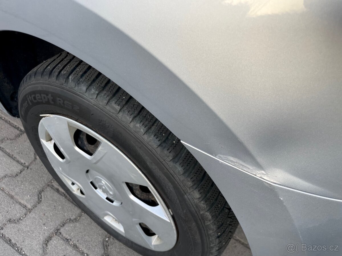 Škoda Rapid 1,6 TDI SPACEBACK-serviska, nová STK =TOP CENA= - 8