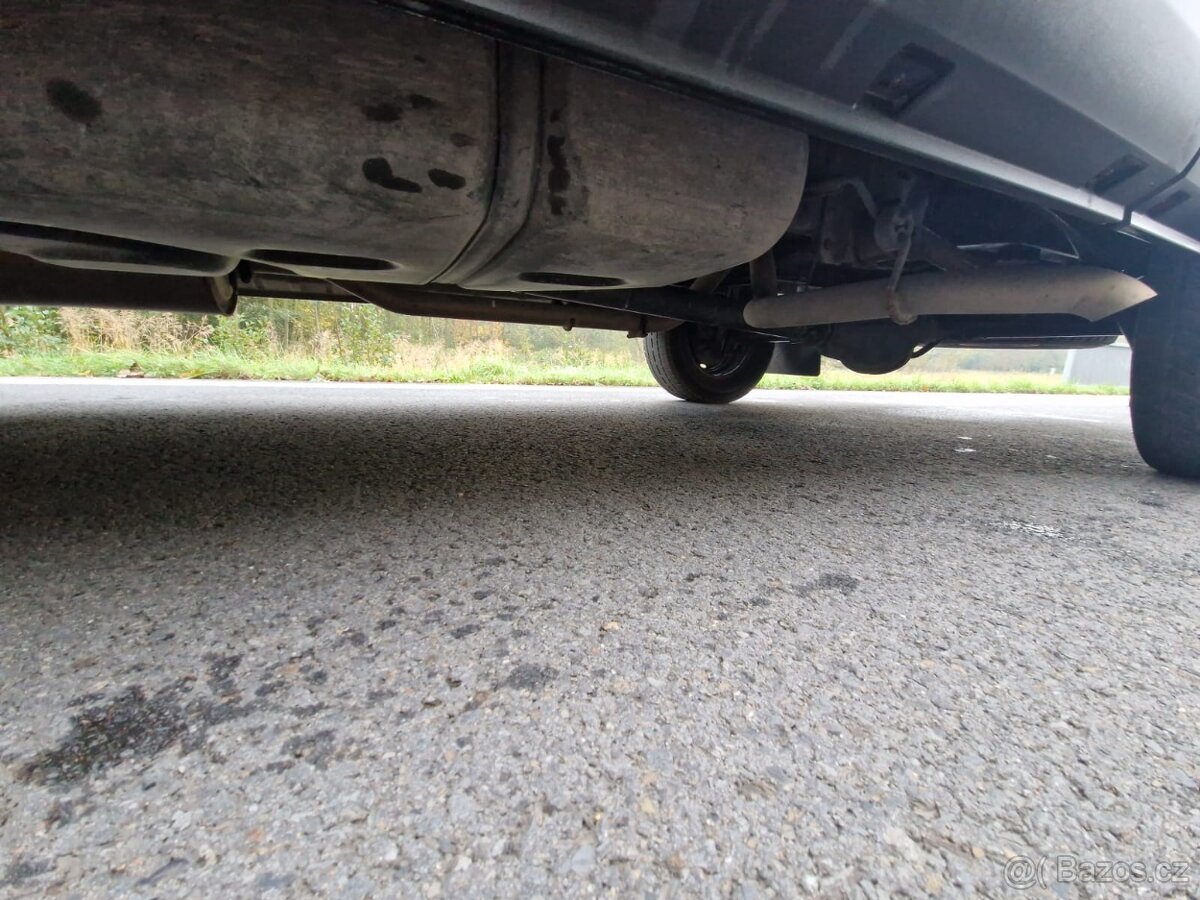 Daily 2,3 110kw - pouze 110 . 000 km - 8