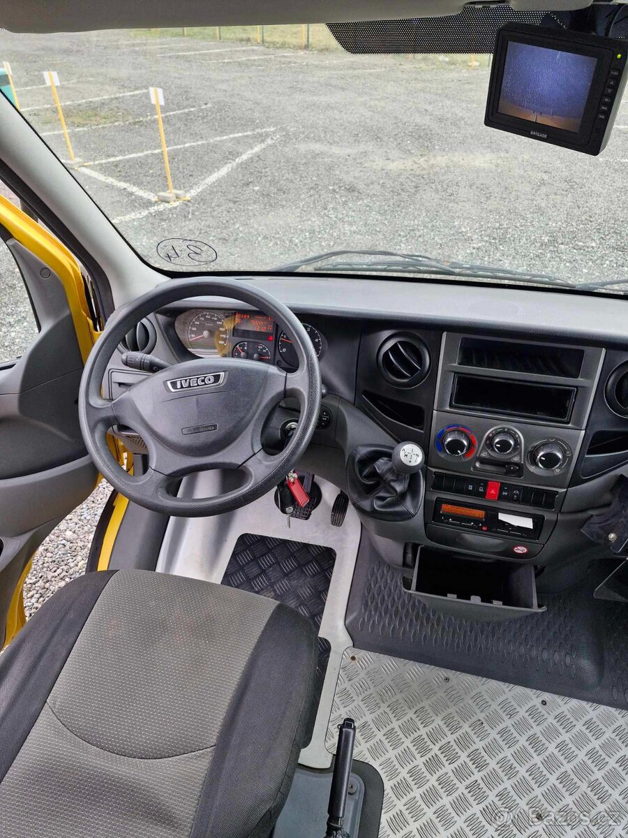 IVECO daily najeto 105.000 km, do 3,5 tuny - 8