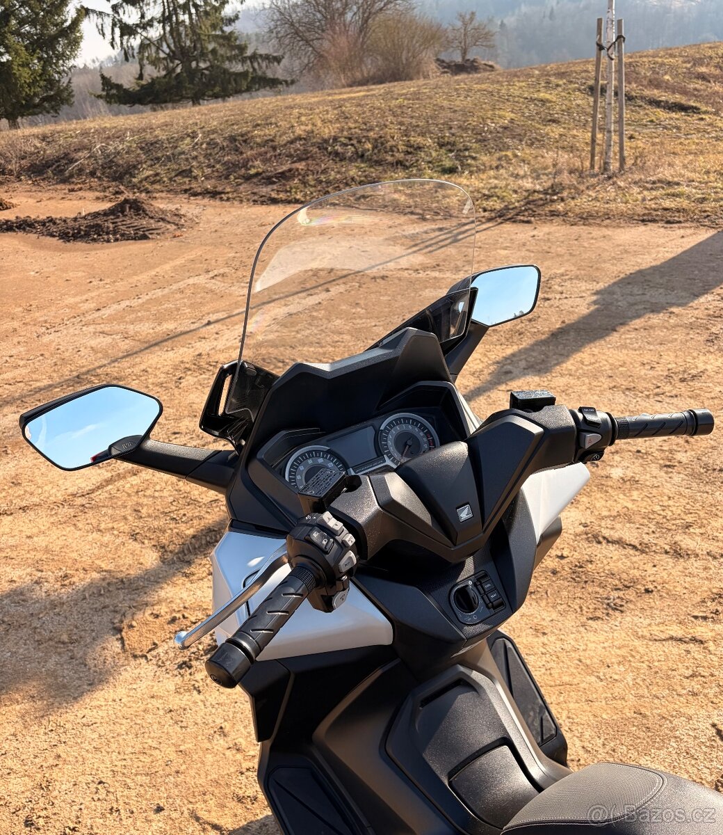 Honda Forza 125ccm - 8