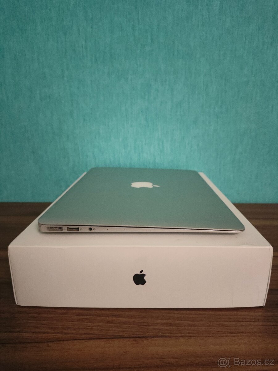 MacBook Air 2015 | i7 • 8GB • 256GB SSD - 8