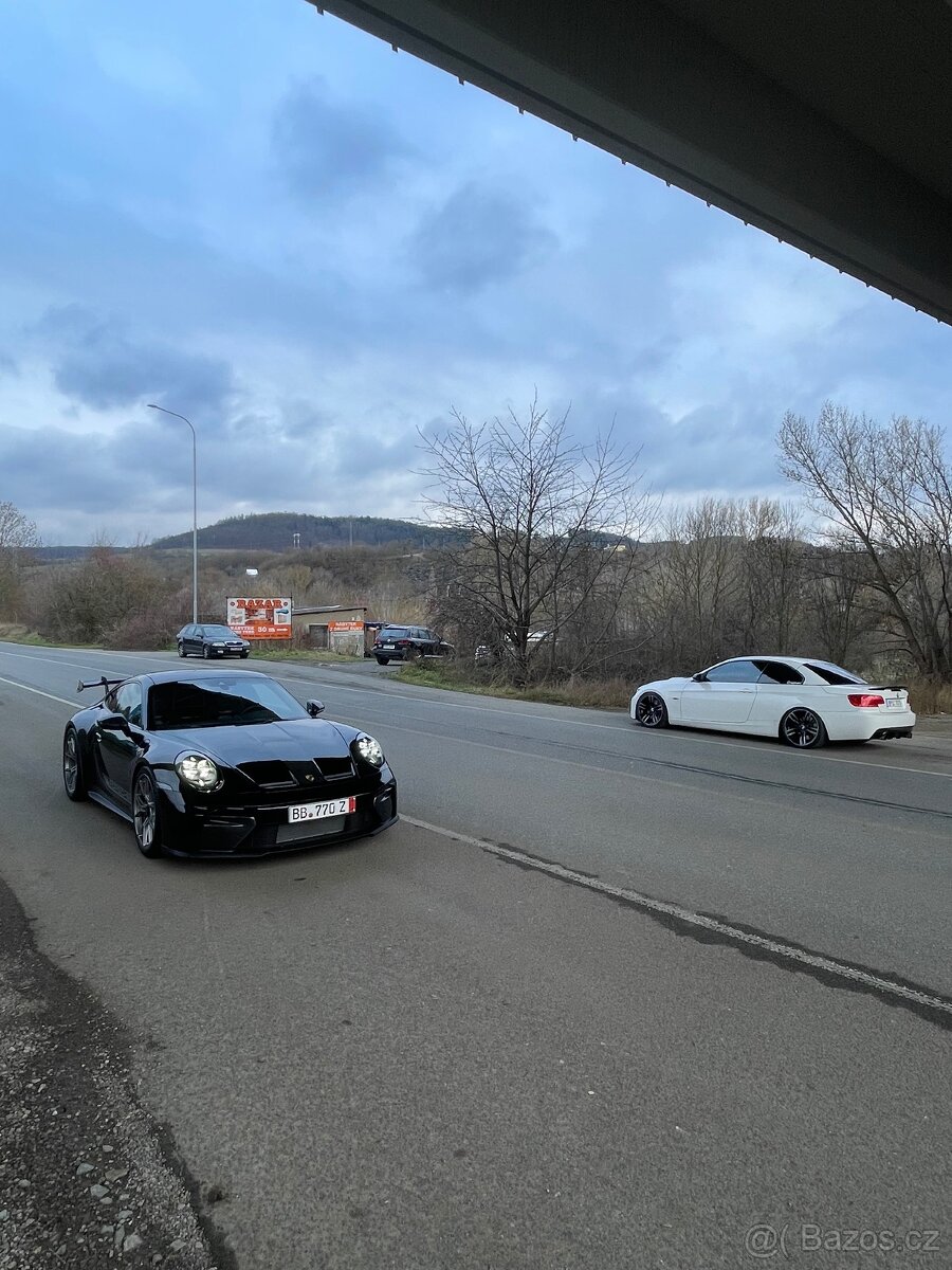 BMW E93 335i manuál cabrio 420hp M3-look - 8