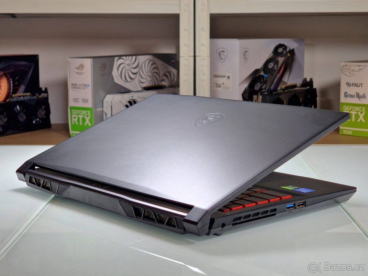 Herní notebook MSI KATANA | RTX 3060 6GB | 16GB | ZÁRUKA - 8
