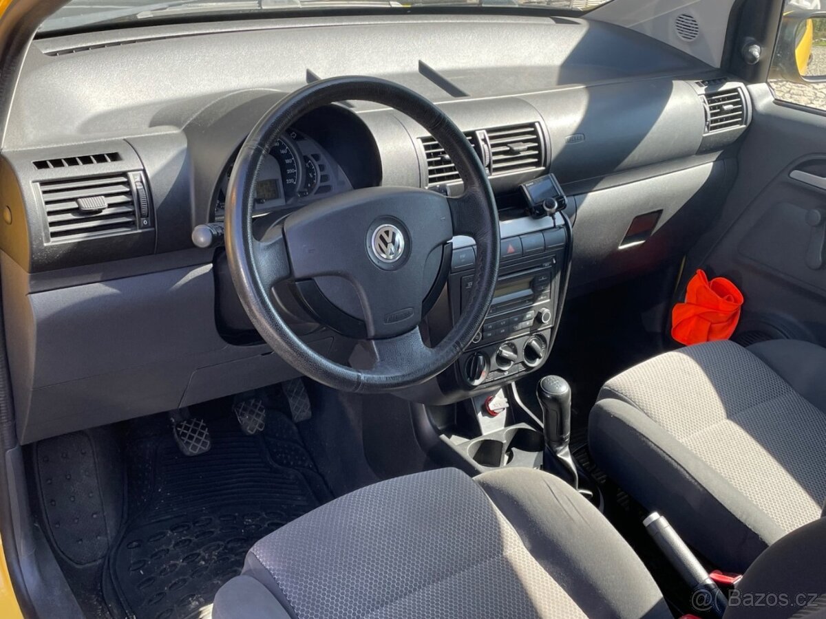 Volkswagen Fox 1.2 - 8