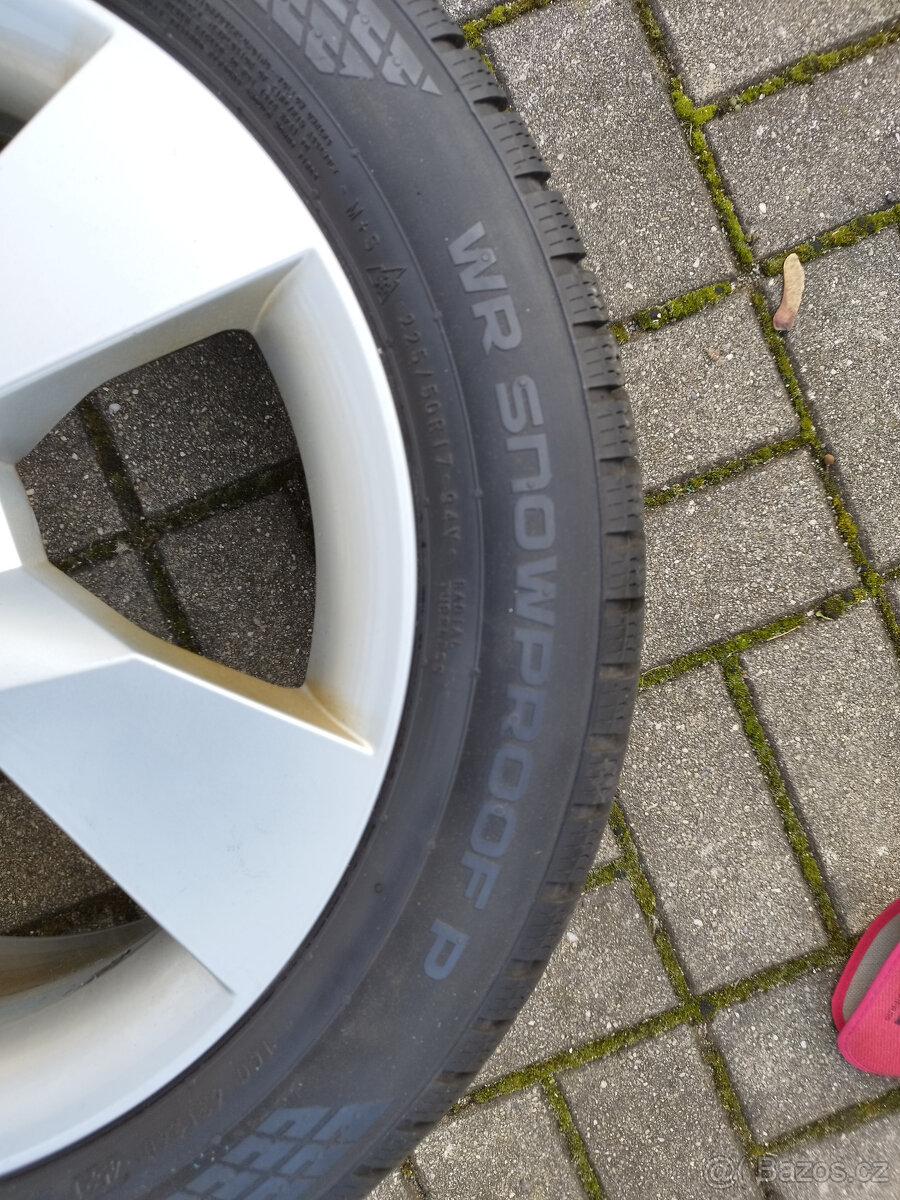 ALU 7x17 ET45 zimni pneu Nokian 225/50 R17 - 8