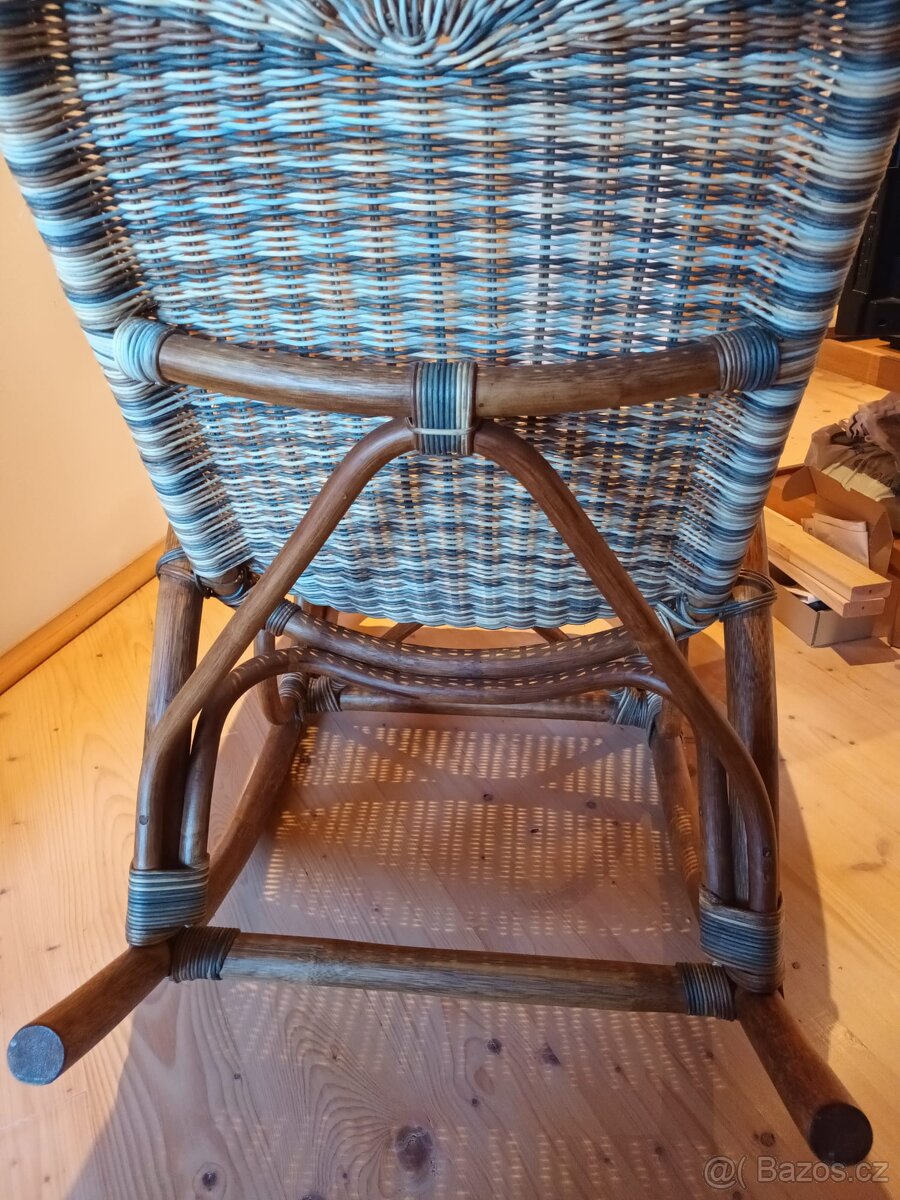 Houpací křeslo - 8