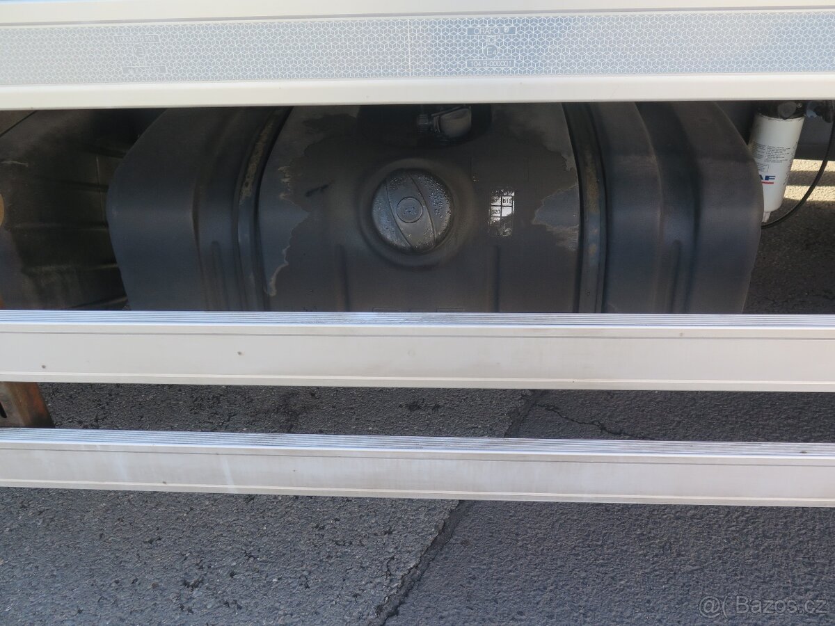 DAF LF 260 SCHLAD. SKŘÍN LAMBERT. MAN.12T - 8