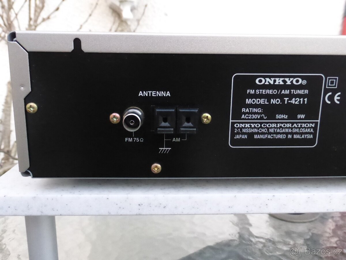 ONKYO T-4211 špičkový tuner s RDS, 30 předvoleb - 8