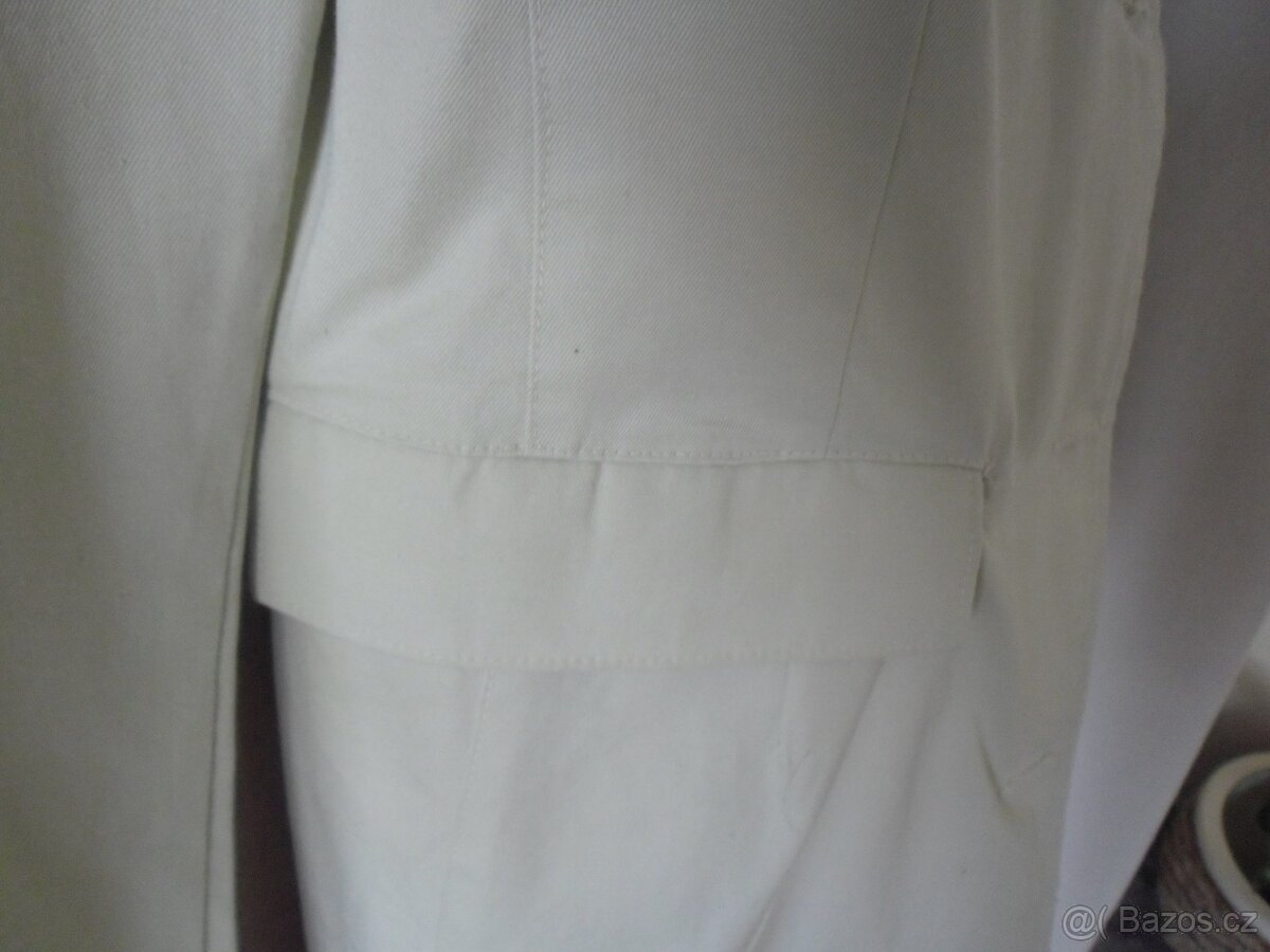 Prodám:dámský nepoužitý denim béžový kostým se sukní,780 Kč - 8