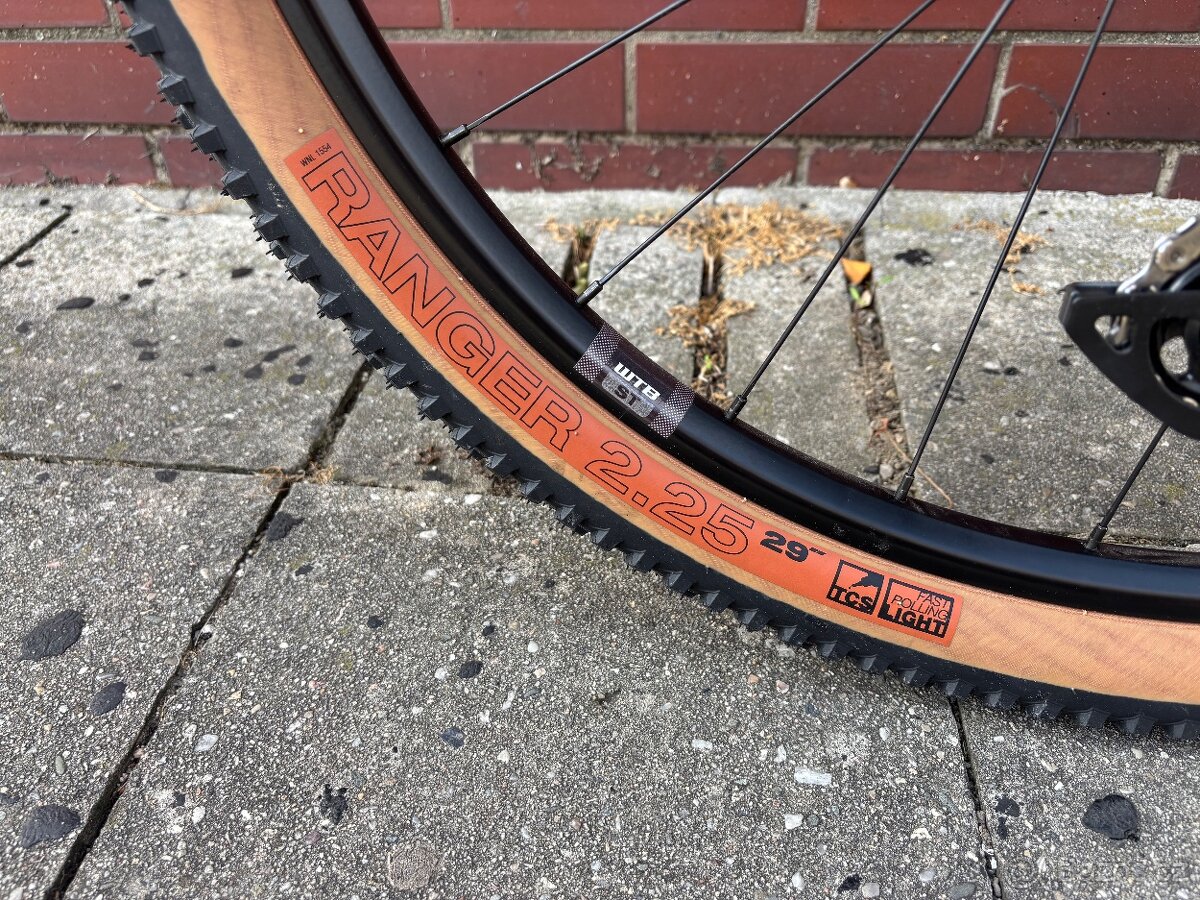 Celoodpružené kolo Rock Machine Blizzard XCM 70-29 - 8