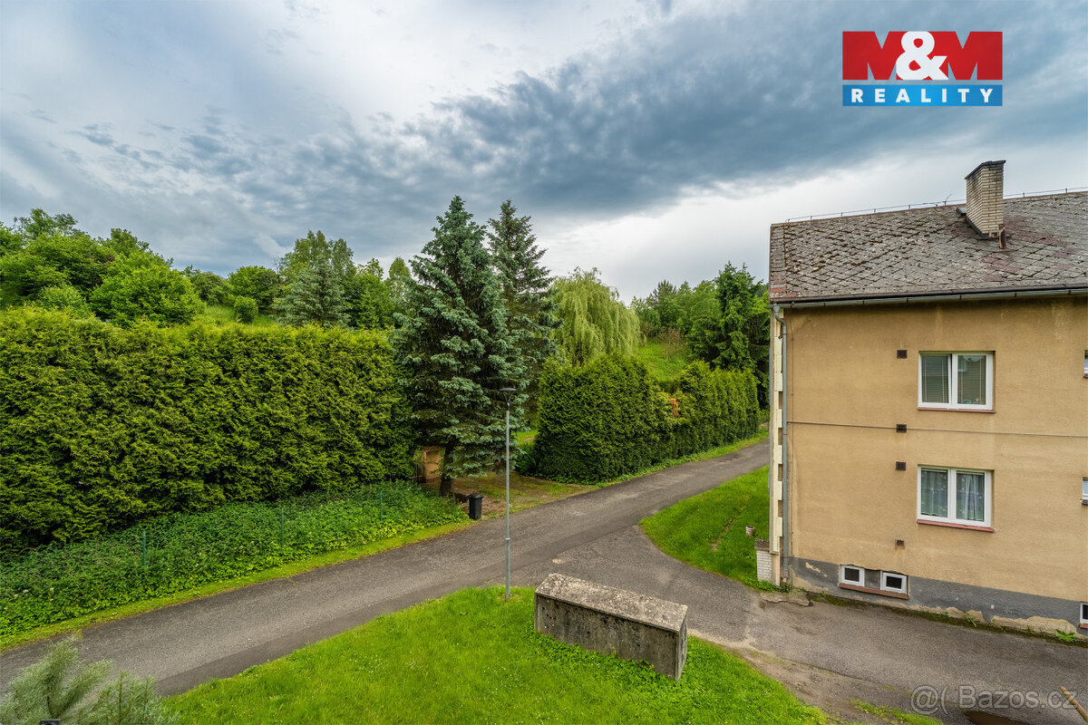 Pronájem bytu 3+1, 58 m², Janská - 8