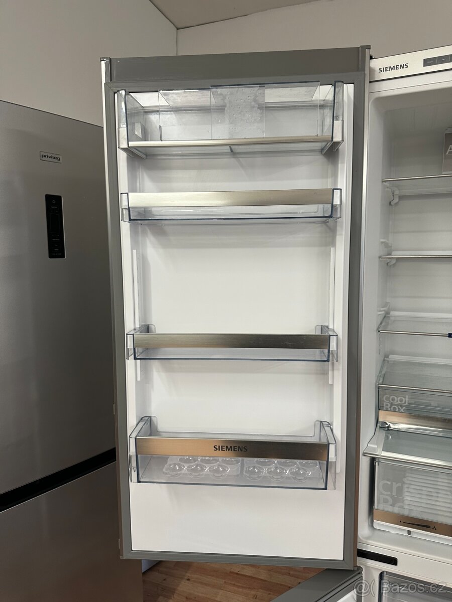 Lednice s mrazákem Siemens (299) - 8
