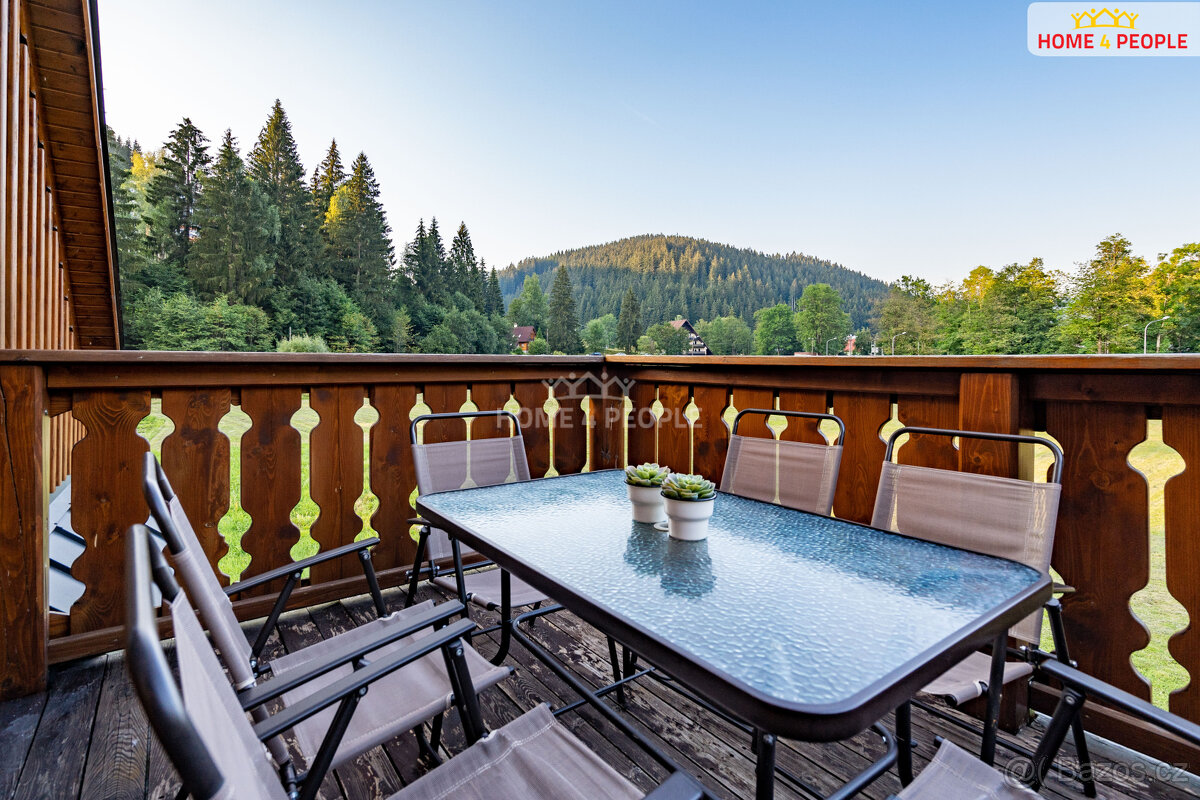 Apartmán 4+kk Velké Karlovice 135 m2 - 8