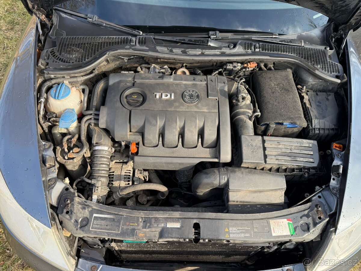 Škoda Octavia 2 facelift 2.0tdi 103kw DSG - 8