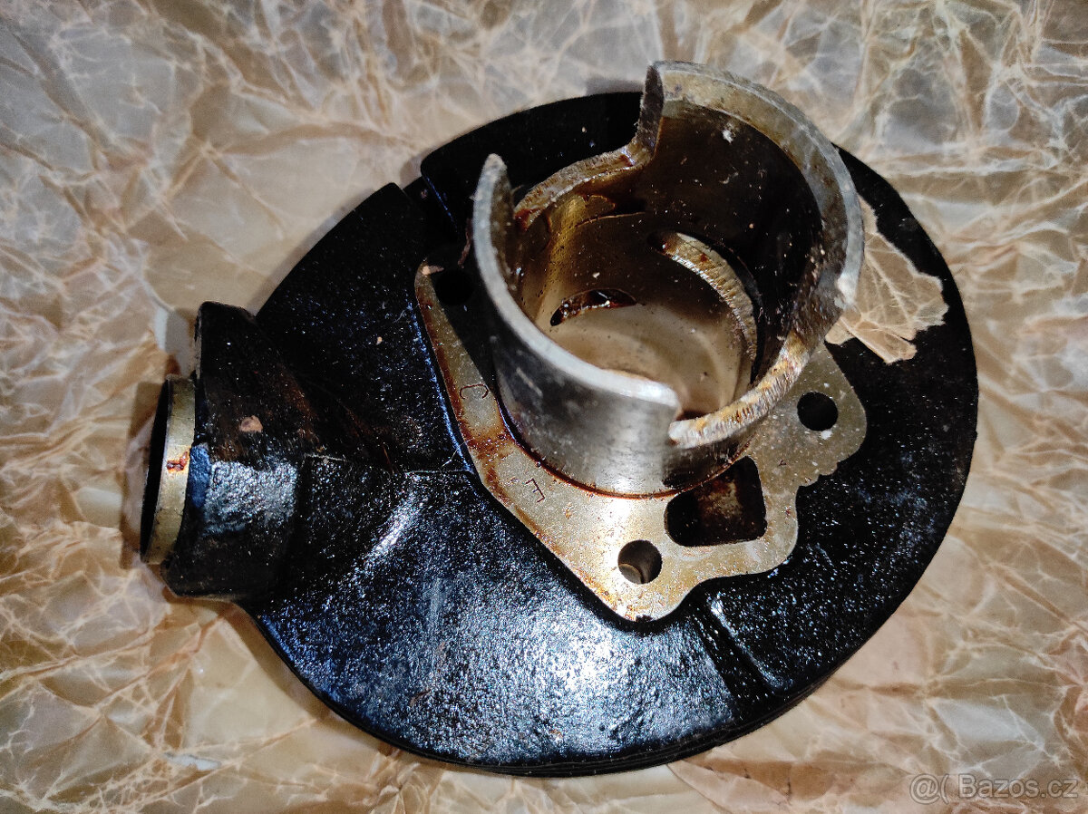 motor ČZ 125/453 DÍLY - 8