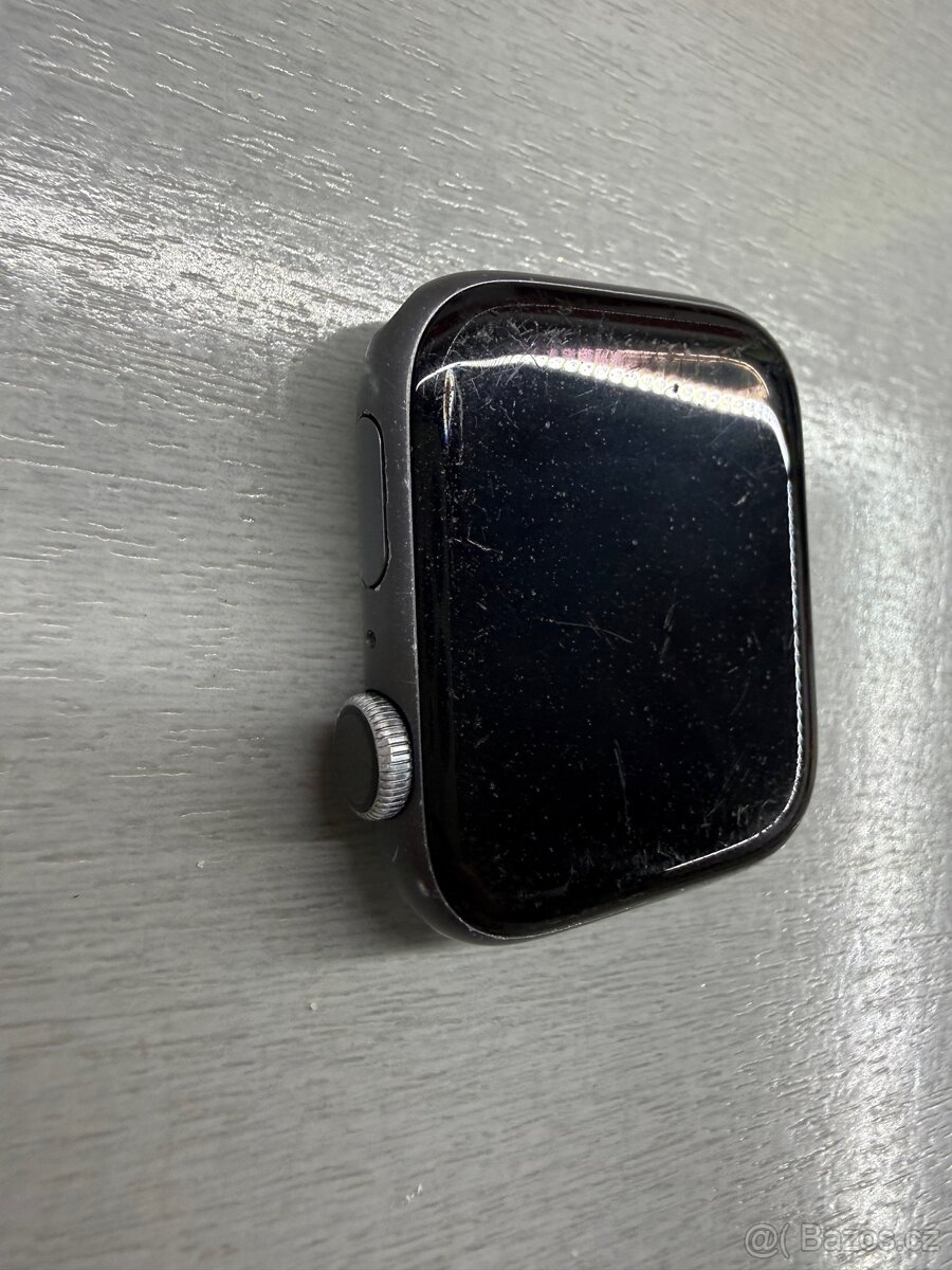 Apple Watch 4 44mm - 8