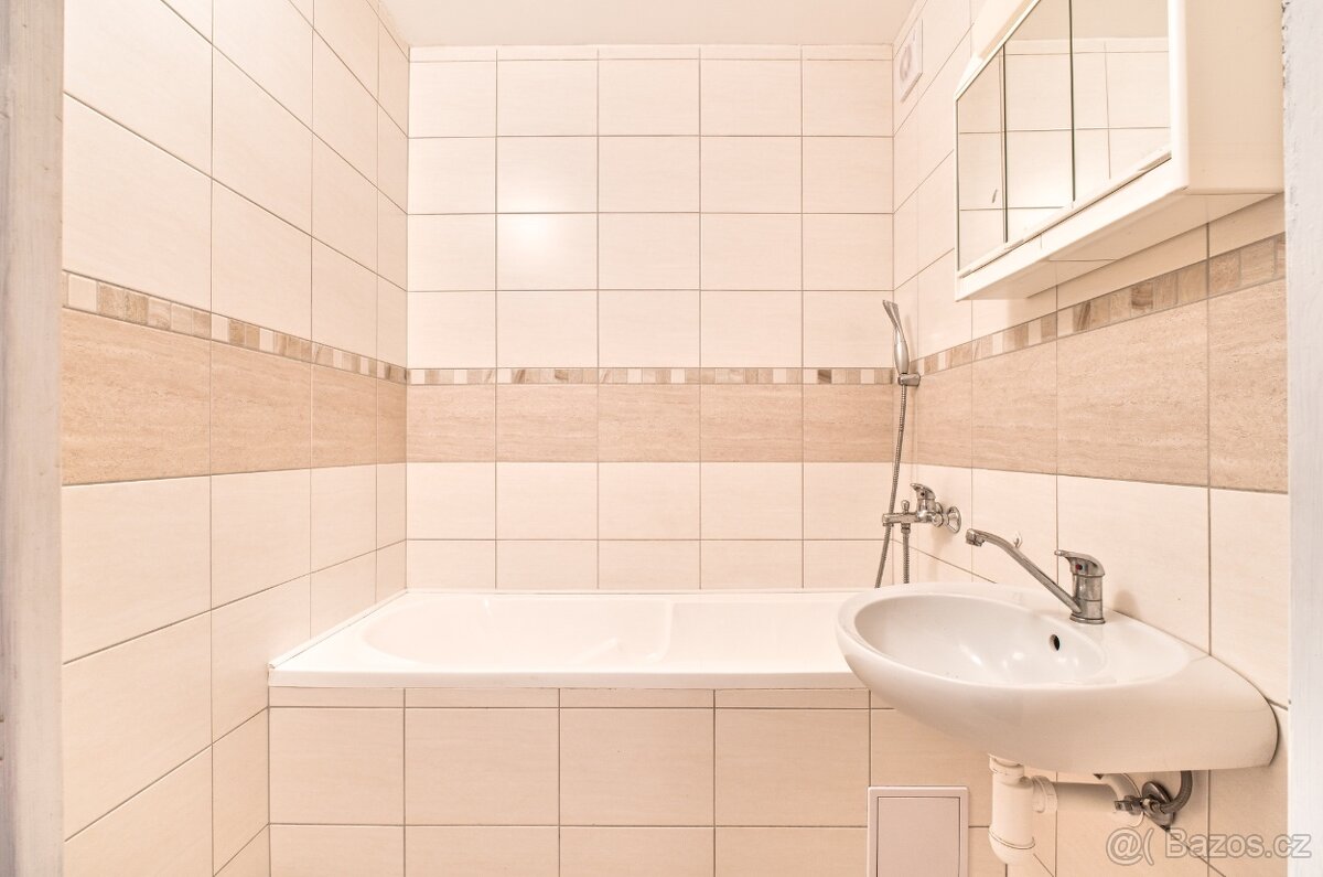 Pronájem bytu 2+kk, Jurije Gagarina, Havířov - 8
