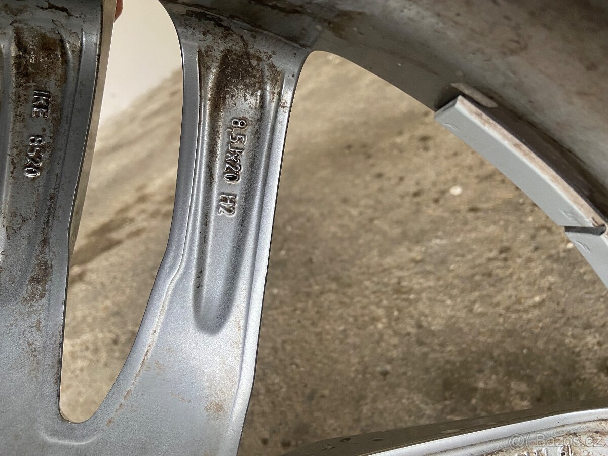 Alu kola Alutec Ikenu 5x112, R20 - 8