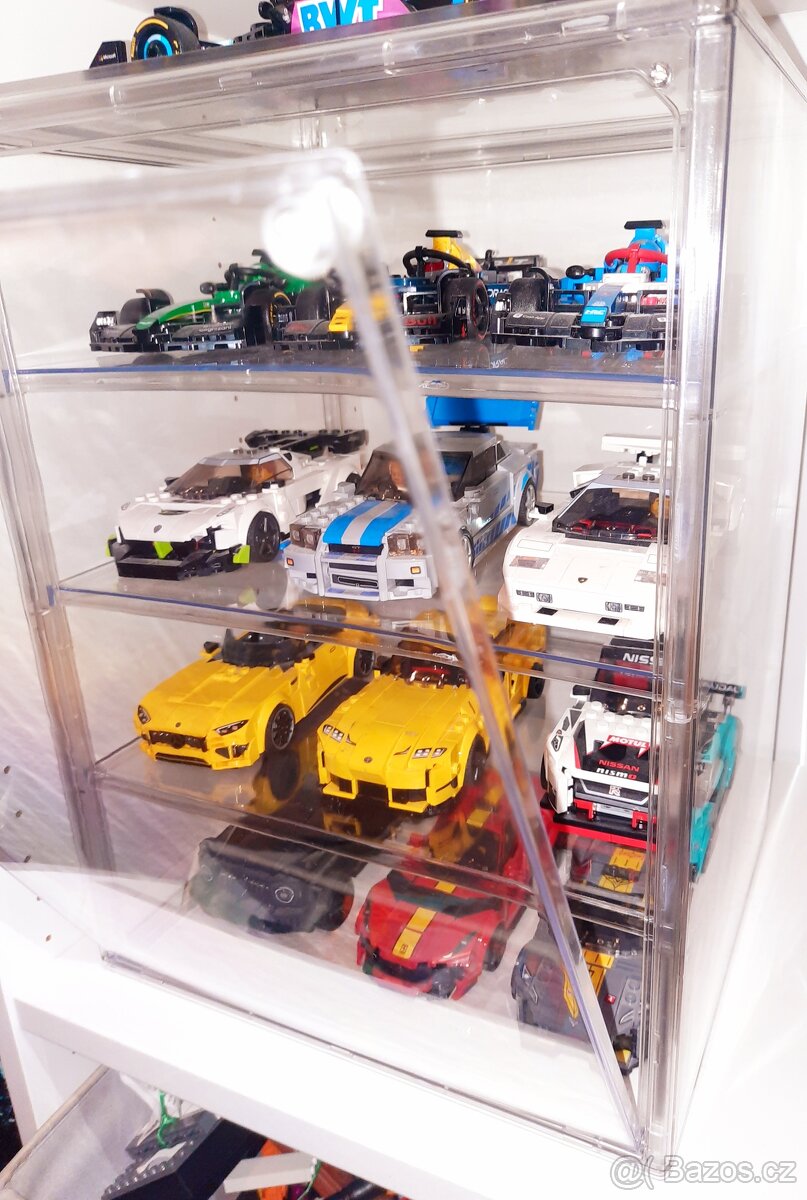 Vitrína akryl, skříňka -lego,modely 1:24 - 8