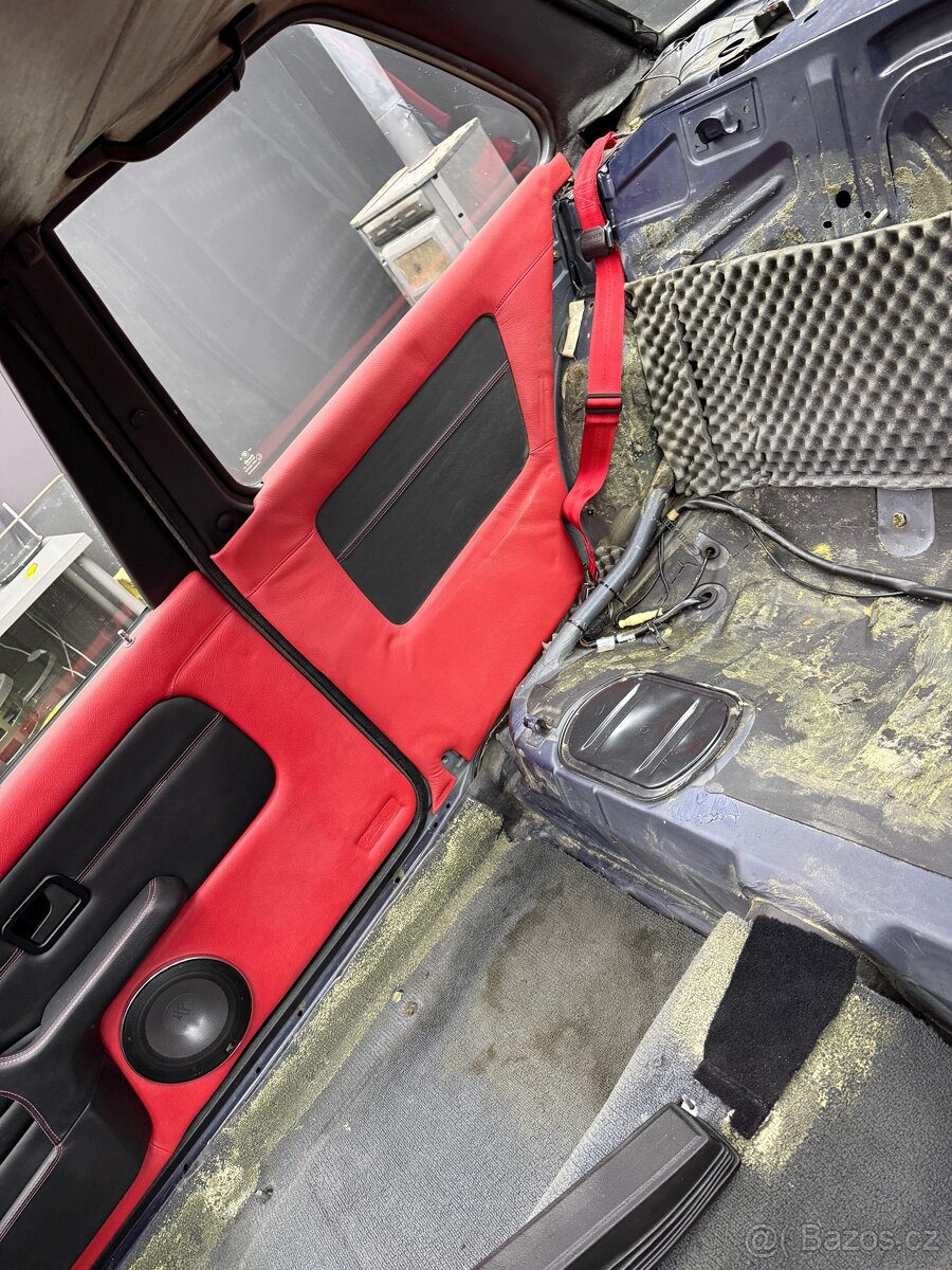BMW e30 TOP interiér - 8