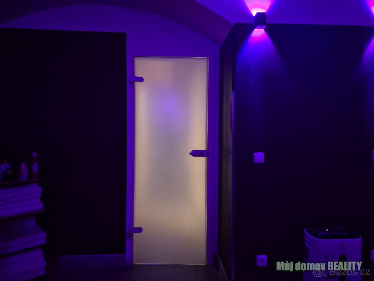 Masážní salon tantra a erotického masážního salonu Praha - 8