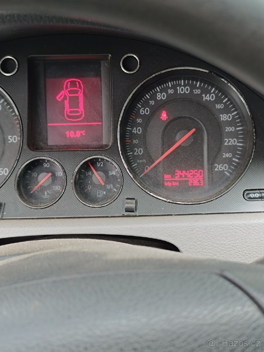 Volkswagen Passat - 8