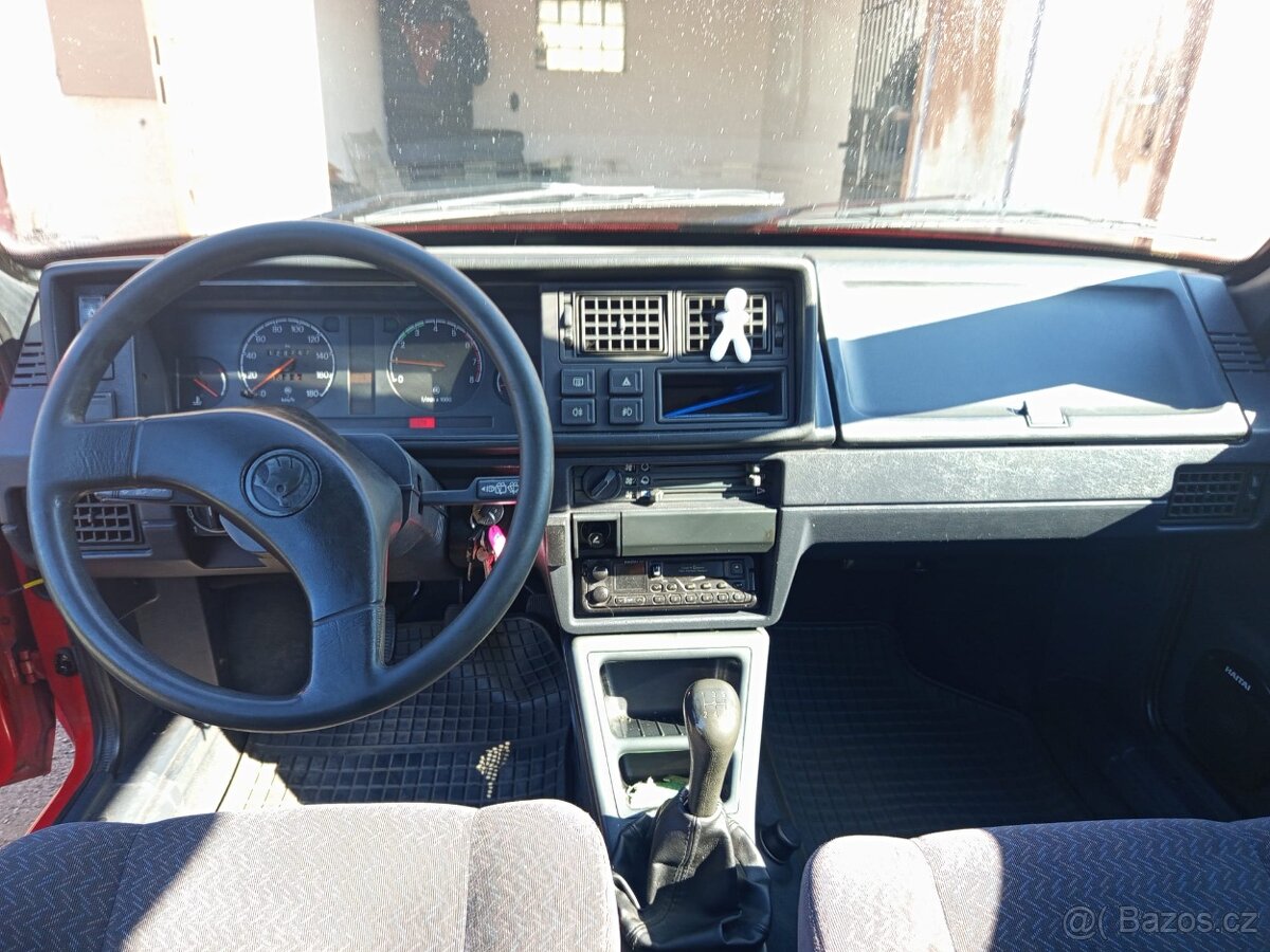 Škoda FAVORIT 135 GLXi,40 Kw - 8