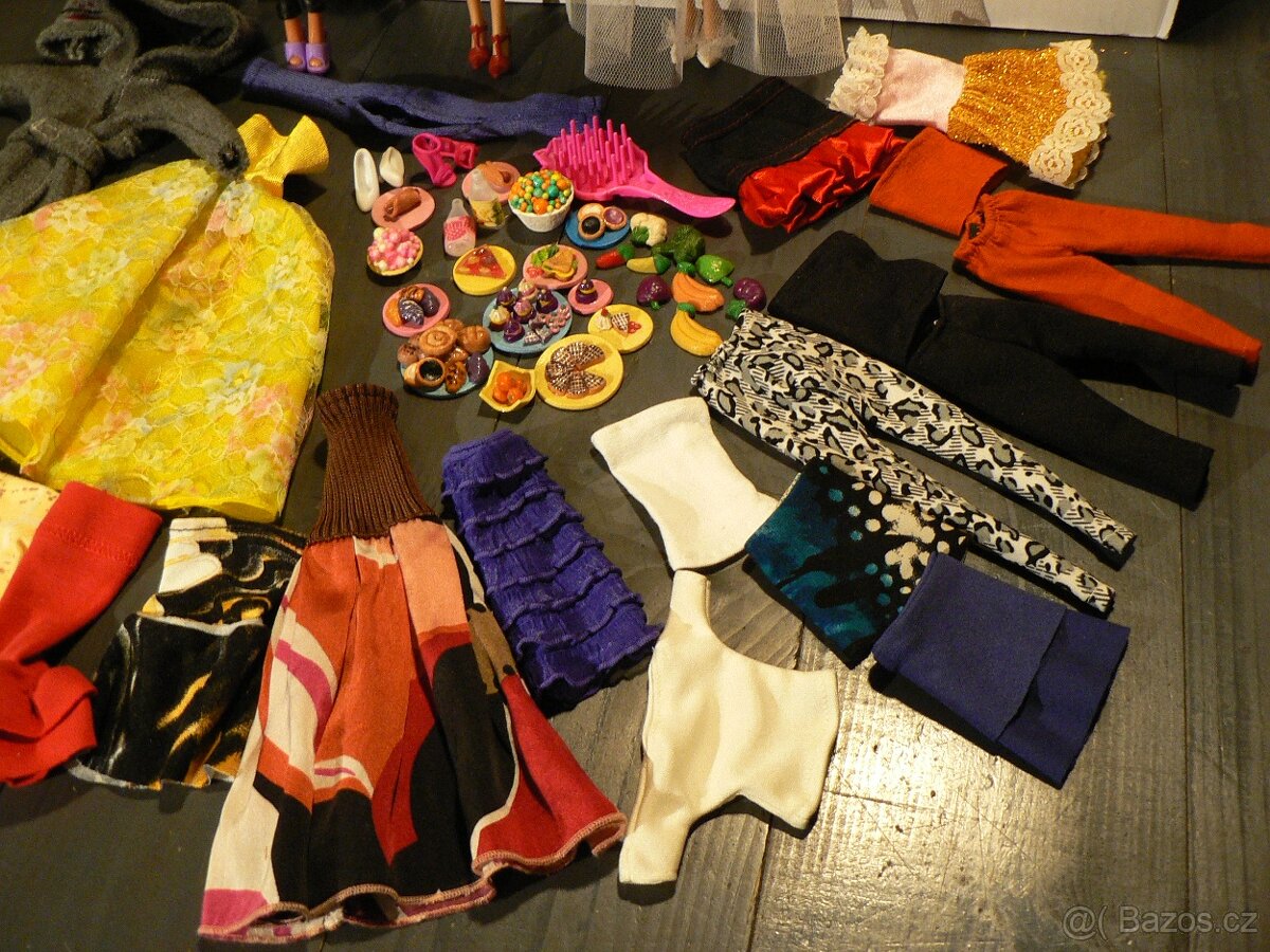 Barbie s doplňky - 8