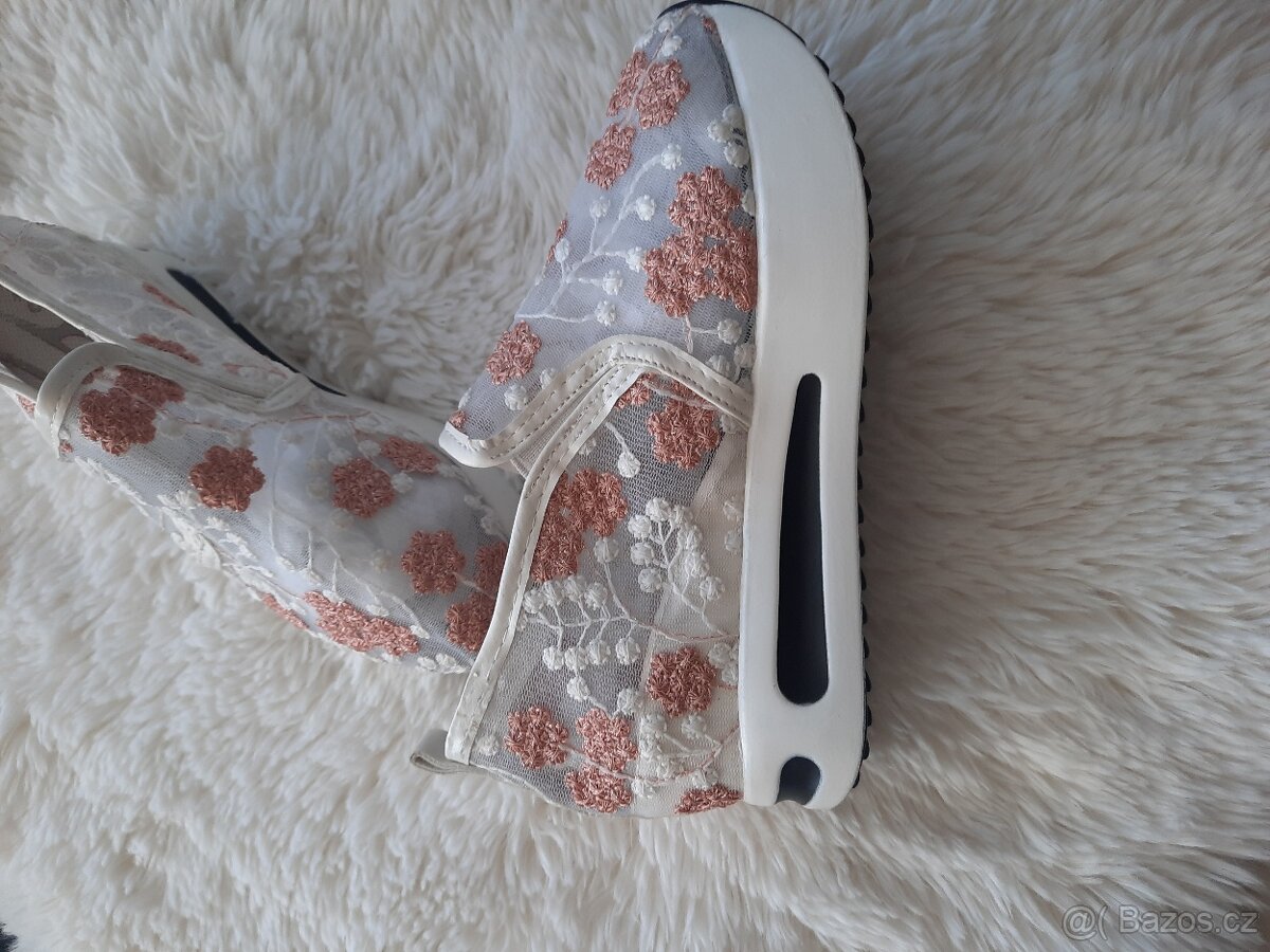 Krajkové vyšívané espadrilky - 8