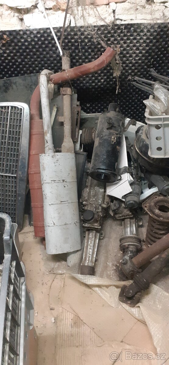 Náhradní díly - 8