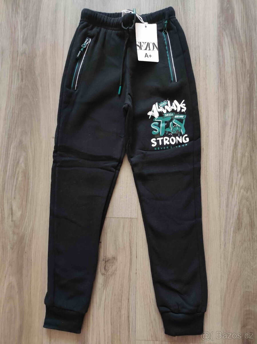 Chlapecké zateplené tepláky nové - 8