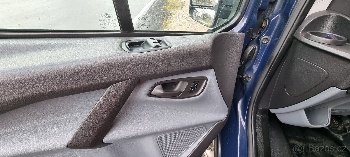 Ford Transit Custom - 8