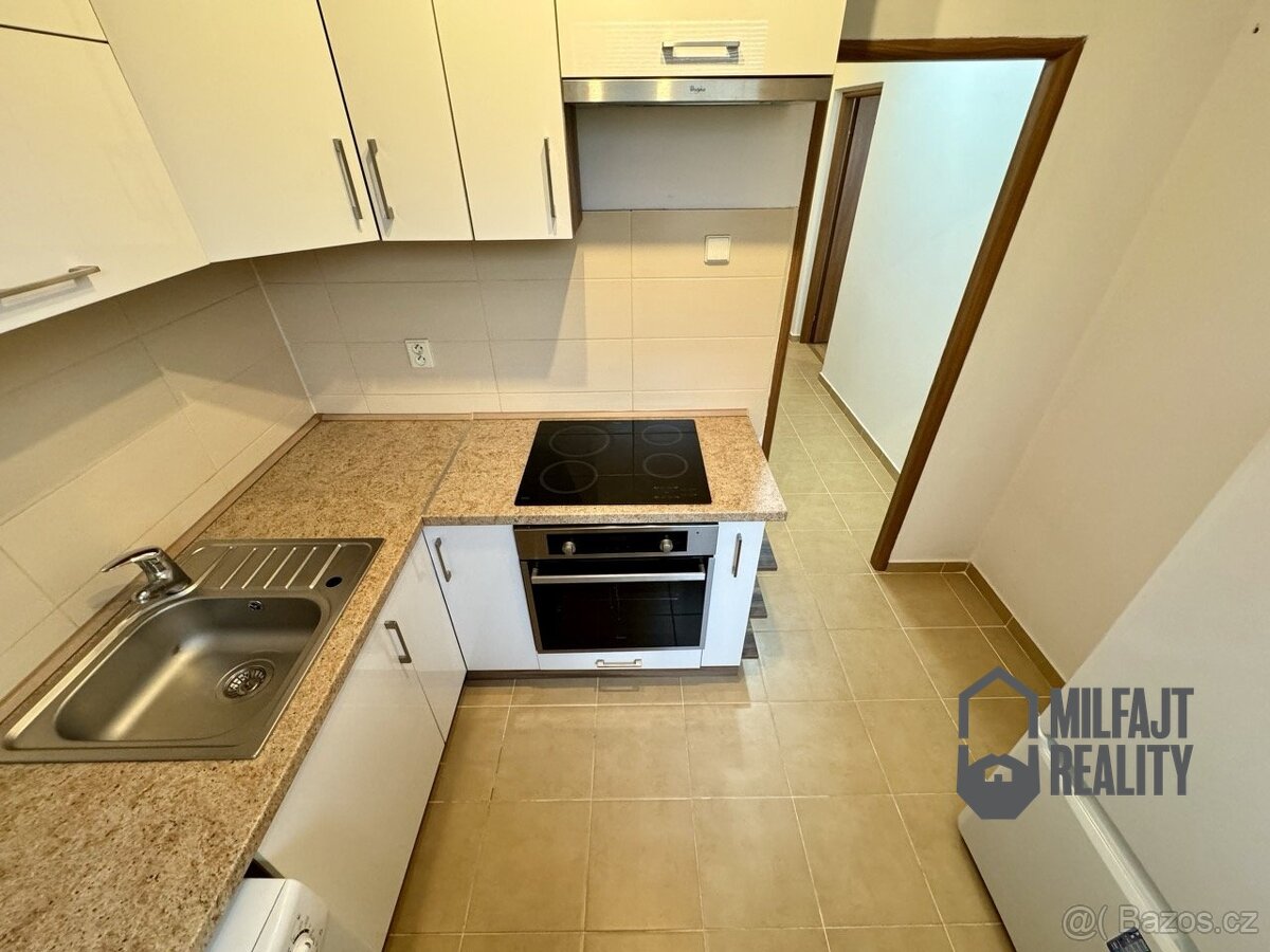 Pronájem bytu 1+1, 40 m2 - Jablonec nad Nisou, ev.č. 06790 - 8