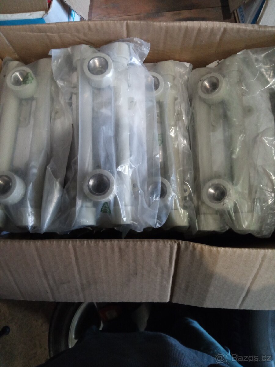 Instalatérský a topenářský materiál - 8